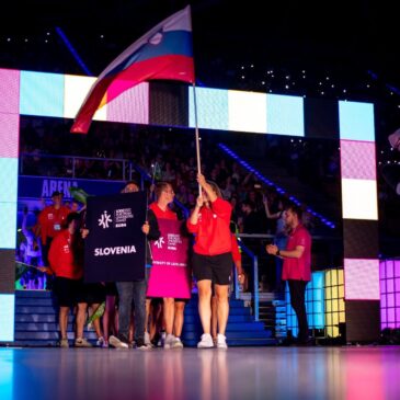 Otvoritvena slovesnost in prva medalja