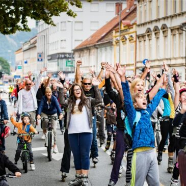 ZZrolano mesto osemnajstič!